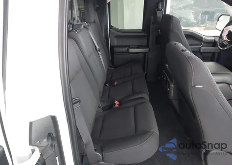 2017 Ford F-150 Xlt z USA, uszkodzony, nr VIN 1FTFX1EF8HKD70511